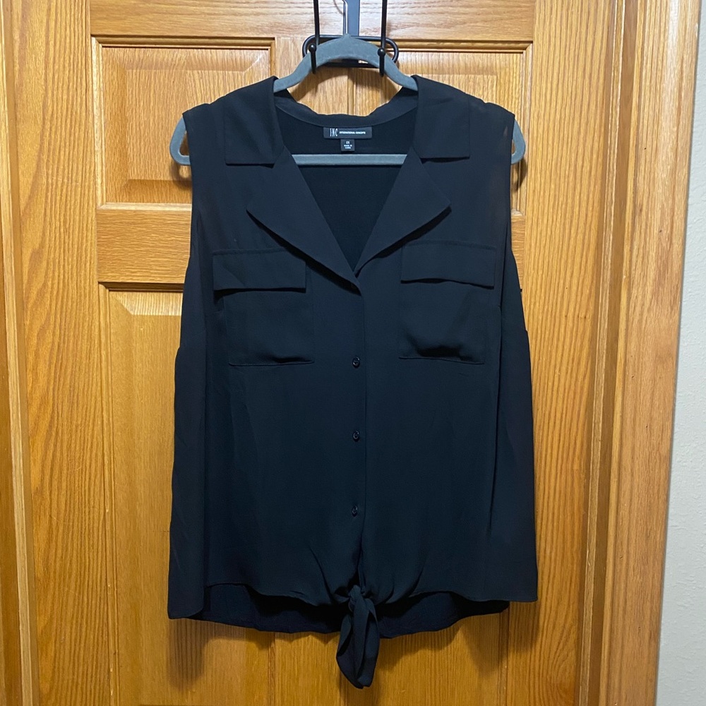 INC International Concepts sleeveless Black Blouse with front tie 2X